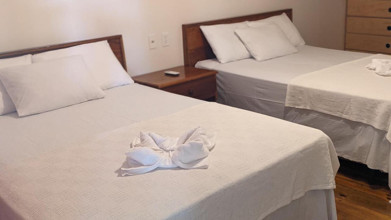 Coral View Beach Resort Utila Ngoại thất bức ảnh