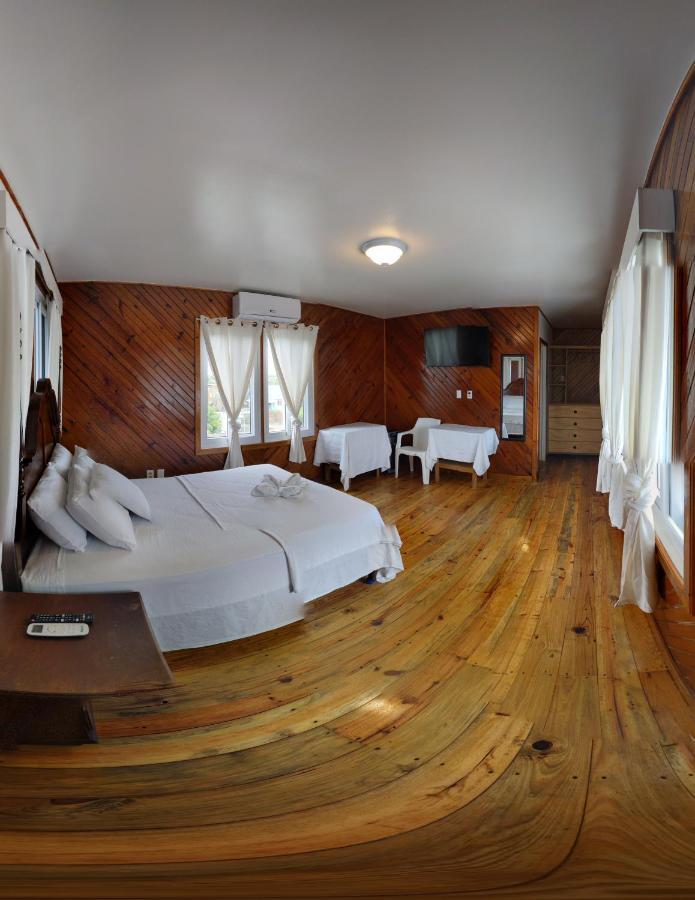 Coral View Beach Resort Utila Ngoại thất bức ảnh