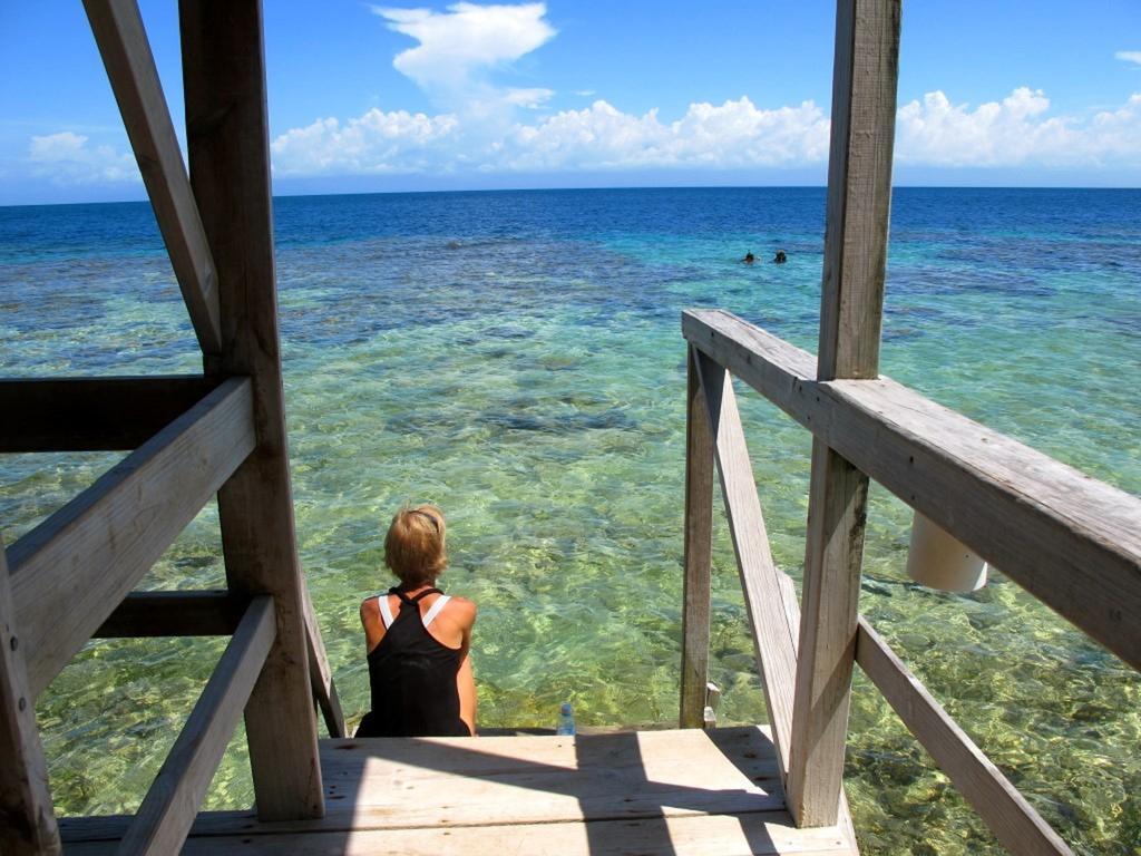 Coral View Beach Resort Utila Ngoại thất bức ảnh