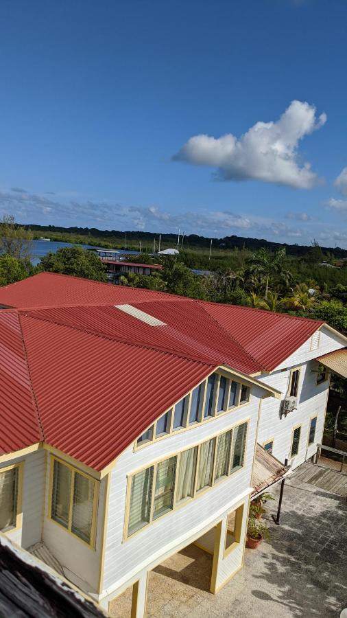 Coral View Beach Resort Utila Ngoại thất bức ảnh