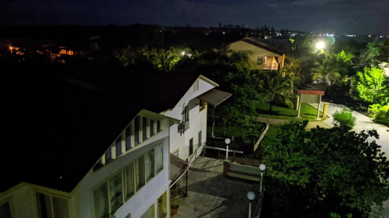 Coral View Beach Resort Utila Ngoại thất bức ảnh